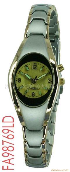 鐘表廠家設計生產(chǎn)銷售男裝機械皮帶手表——深圳市鴻源達表業(yè)制品