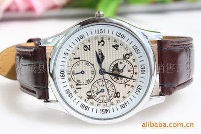 六針大表盤商務石英表 經(jīng)典設計與實用價值的完美結合