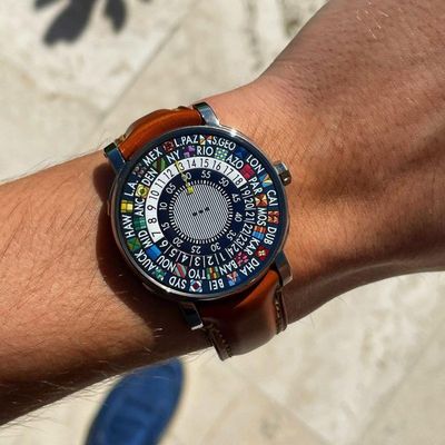 路易威登鐘表權(quán)杖之爭 最小兒子執(zhí)掌部門背后的繼承迷局